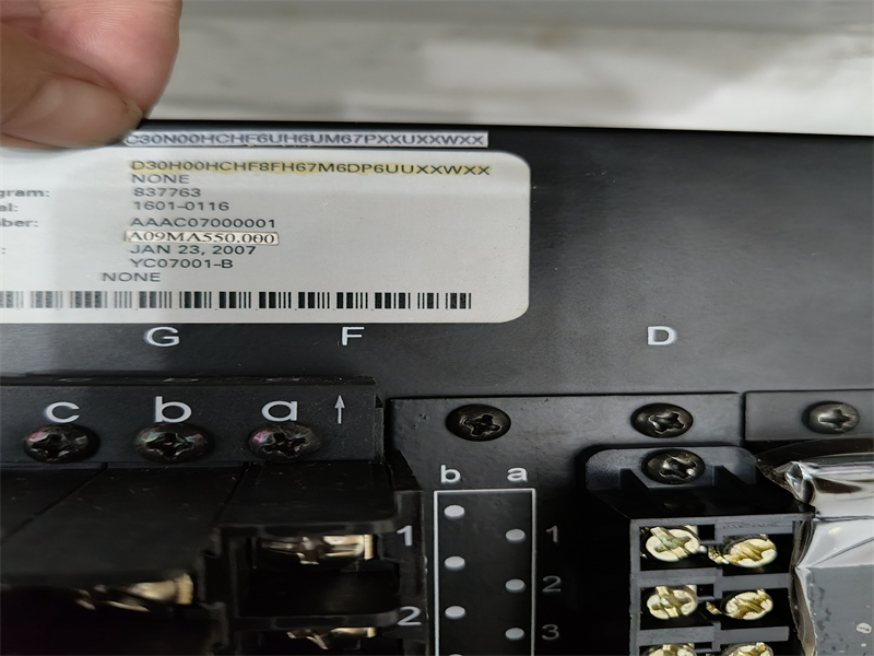 C30N00HCHF6UH6UM67PXXUXXWXX