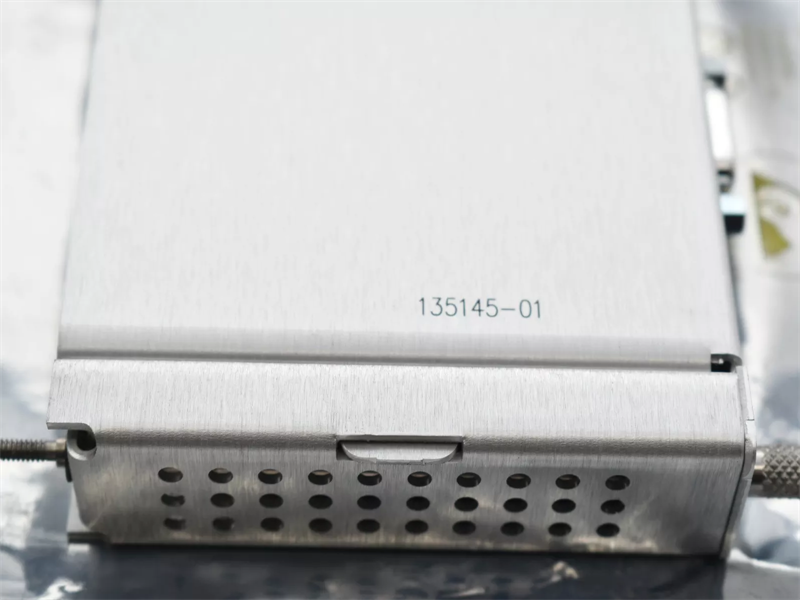 135145-01 135145-01