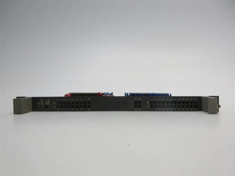 UAC326AE01